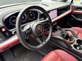 Used 2025 Porsche Cayenne image 4