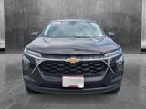 Used 2024 Chevrolet Trax LS w/ LS Convenience Package image 2