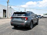 Used 2025 Ford Explorer ST image 4