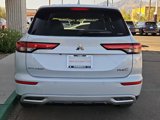 New 2025 Mitsubishi Outlander SE image 3