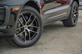 Certified 2025 Porsche Macan image 2