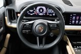 Used 2024 Porsche Cayenne image 4