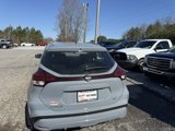 Used 2023 Nissan Kicks SV image 4