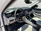 Used 2022 Jeep Grand Cherokee Overland image 6