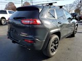 Used 2017 Jeep Cherokee Trailhawk w/ Comfort/Convenience Group image 5