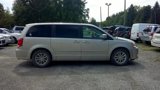 Used 2016 Dodge Grand Caravan SXT image 3