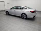 Used 2023 Nissan Altima 2.5 SV image 3