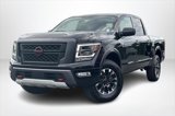 Used 2024 Nissan Titan PRO-4X image 3