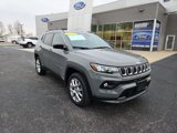 Used 2024 Jeep Compass Latitude image 3