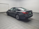 Used 2023 Nissan Altima 2.5 SV image 5