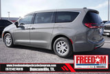 New 2025 Chrysler Pacifica Select image 3