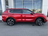 New 2025 Mitsubishi Outlander SE image 2