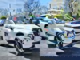 Used 2023 Nissan Rogue SV image 2