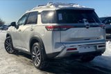 New 2025 Nissan Pathfinder Platinum image 3
