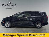 New 2025 Chrysler Pacifica Select image 2