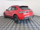 Used 2024 Porsche Macan image 3