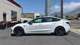 Used 2022 Tesla Model 3 Performance image 2