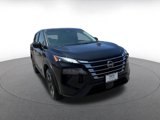 Used 2024 Nissan Rogue SV image 3