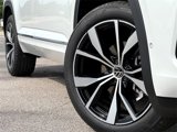 New 2025 Volkswagen Atlas Cross Sport SEL Premium R-Line image 2