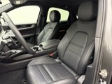 Used 2025 Porsche Cayenne Coupe image 5