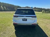 Used 2023 Jeep Grand Cherokee Limited image 6