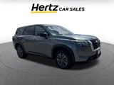 Used 2024 Nissan Pathfinder S image 2