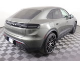 Used 2025 Porsche Macan 4S Electric image 5