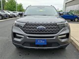 Certified 2022 Ford Explorer XLT w/ Equipment Group 202A image 3