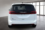Used 2023 Chrysler Pacifica Touring-L image 5