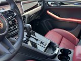 Used 2024 Porsche Macan image 4