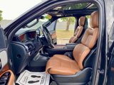 Used 2021 Lincoln Navigator Reserve w/ Luxury Package image 2