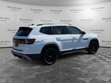 Used 2024 Volkswagen Atlas Peak Edition SE image 4