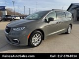 Used 2022 Chrysler Pacifica Touring-L image 4