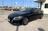 Used 2023 Nissan Altima 2.5 SV image 2
