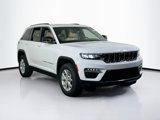 Used 2023 Jeep Grand Cherokee Limited image 3