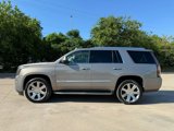 Used 2017 Cadillac Escalade Luxury image 3