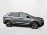 Used 2022 Ford Edge SEL w/ Sport Appearance Package image 4
