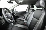 Certified 2024 Volkswagen Tiguan SE image 5
