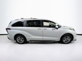 Used 2024 Toyota Sienna Limited image 4