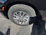 Used 2022 Buick Enclave Essence image 3
