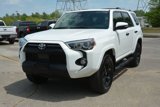 Used 2020 Toyota 4Runner SR5 Premium image 2