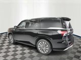 New 2025 INFINITI QX80 Luxe image 2