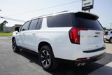 Used 2025 GMC Yukon XL AT4 Ultimate image 3