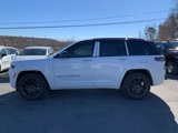New 2025 Jeep Grand Cherokee Summit image 2
