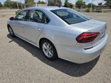 Used 2017 Volkswagen Passat 1.8T S image 3