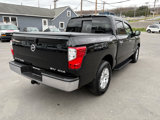 Used 2019 Nissan Titan SV image 5