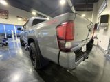 Used 2018 Toyota Tacoma TRD Off-Road image 5
