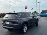 Used 2022 Jeep Grand Cherokee Limited image 3