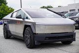 Used 2024 Tesla Cybertruck AWD Crew Cab image 5