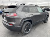 Used 2023 Jeep Cherokee Altitude Lux image 3